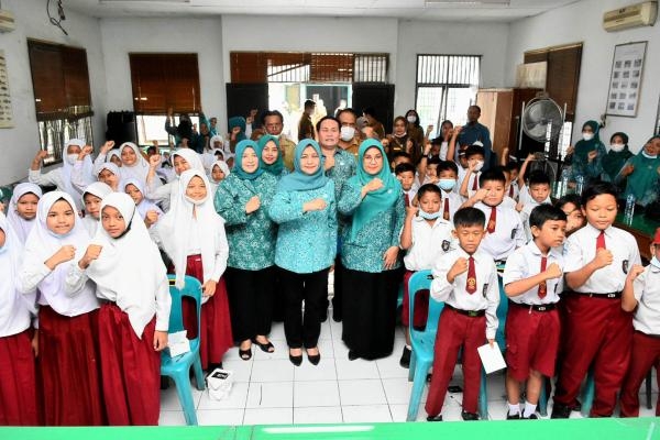 Safari Gemarikan di Binjai, Nawal Lubis Tekankan Pentingnya Makan Ikan Bagi Pertumbuhan Anak